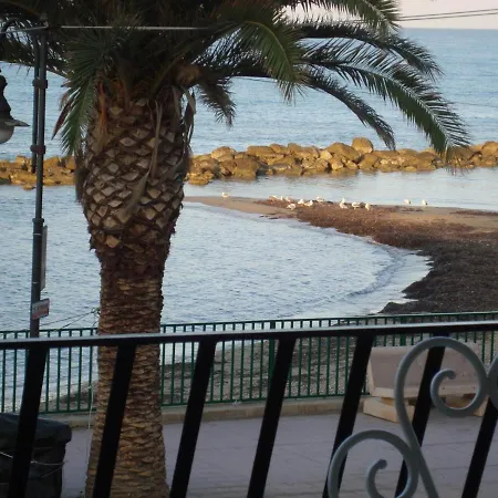 La Terrazza Sul Mare *