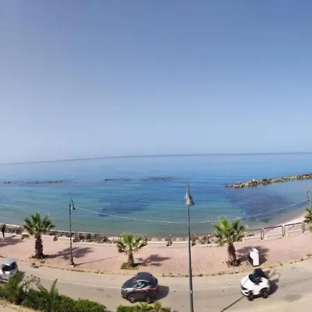La Terrazza Sul Mare 펜션 Seccagrande (Sicily)